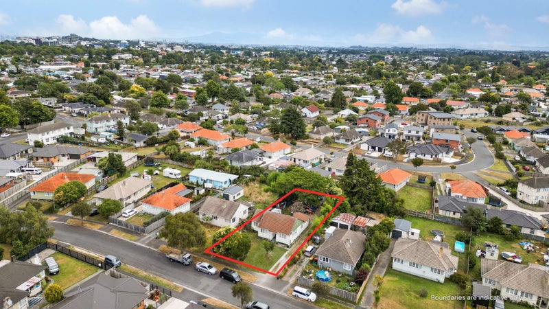 15 Paul Crescent, Fairfield, Hamilton - Carousel 12