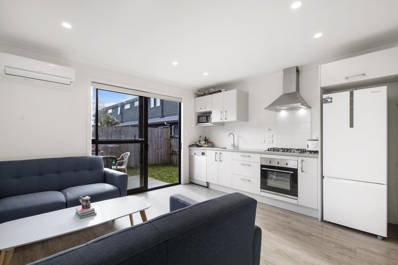 1/54 Helena Road, Hillcrest, Hamilton - Carousel 2