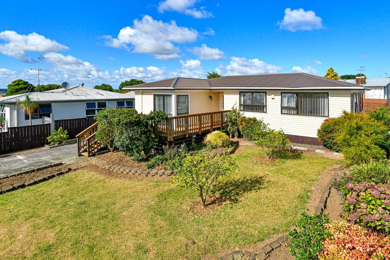 8 Capella Place, Manurewa, Auckland - Carousel 1
