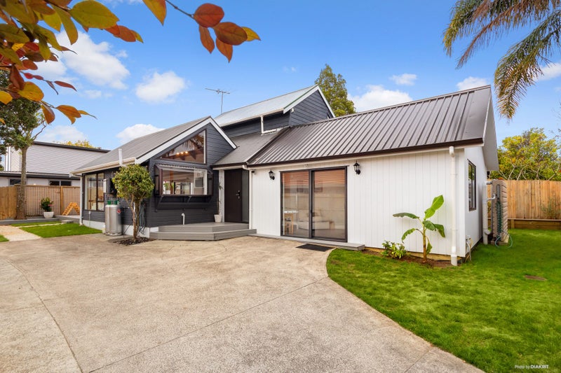 27A Kinross Street, Blockhouse Bay, Auckland - Carousel 1