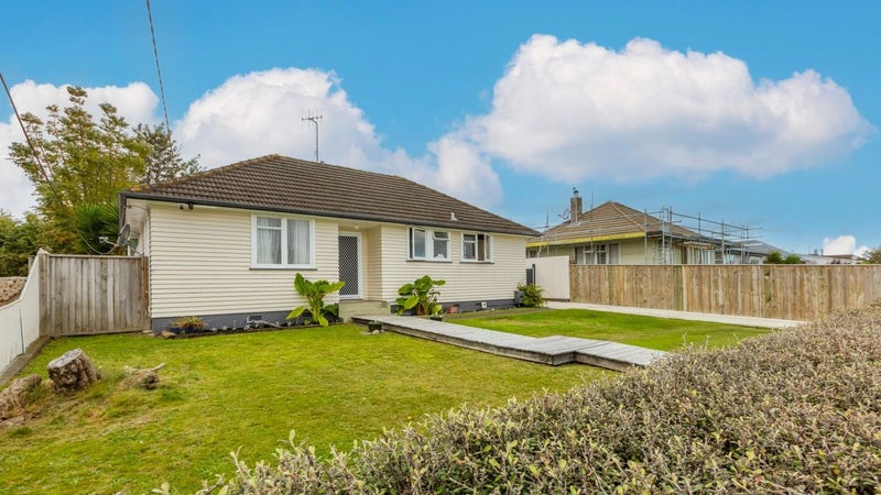 108 Geddis Avenue, Maraenui, Napier - Carousel 1