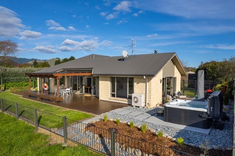 38 Bryant Road, Brightwater - Carousel 2