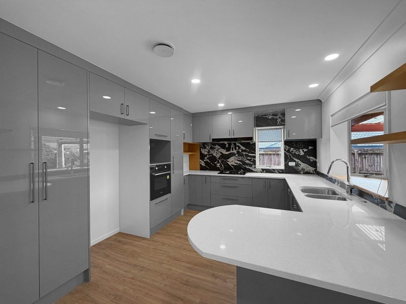 65 Redcastle Drive, East Tamaki, Auckland - Carousel 2