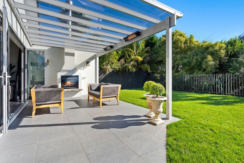 23 Corsica Way, Karaka, Papakura - Carousel 2