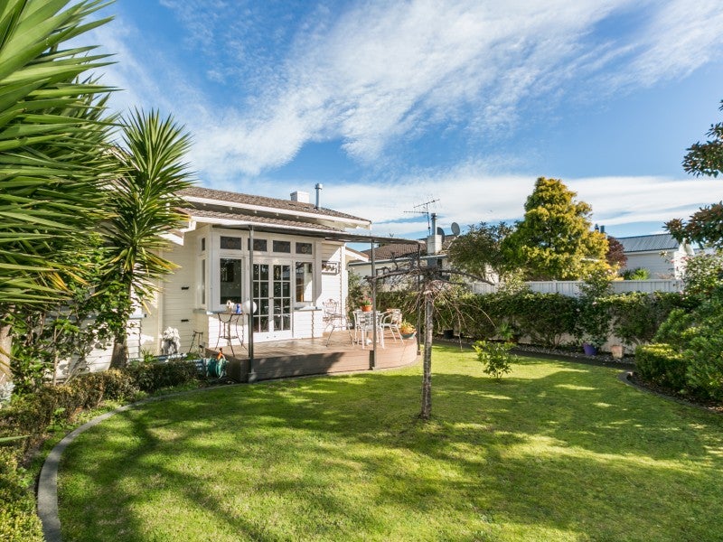 50 Mcdonald Street, Napier South, Napier - Carousel 2