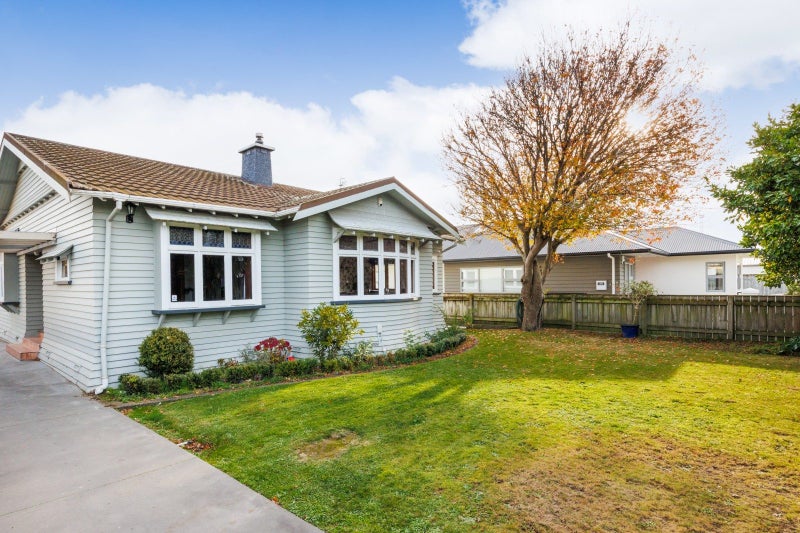 34 Roy Street, Palmerston North, Palmerston North - Carousel 36