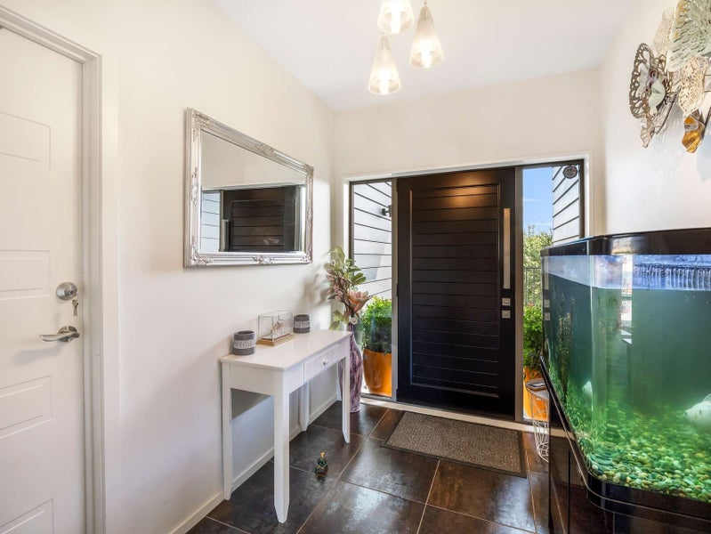 1 Penbury Close, Huntingdon, Ashburton - Carousel 2