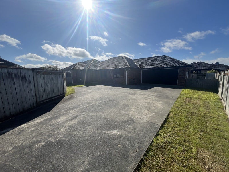 10 Cleveland Heights, Kelvin Grove, Palmerston North - Carousel 12