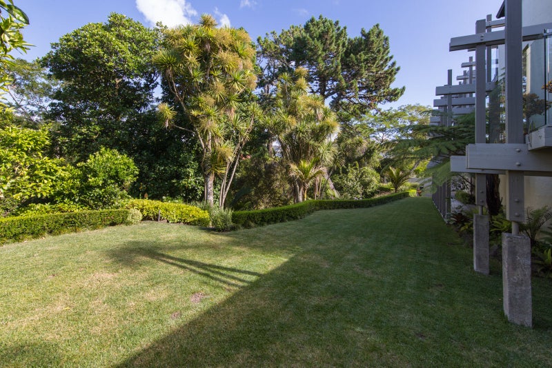 7 Cheverton Place, Saint Heliers, Auckland - Carousel 6