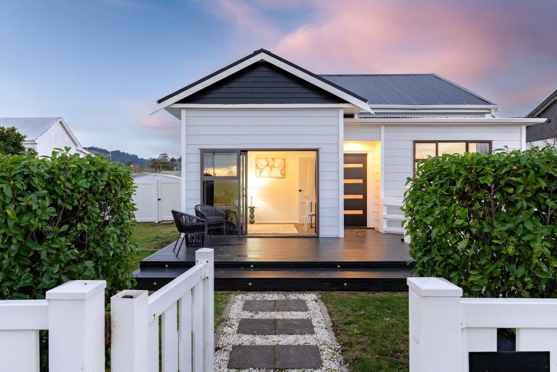 99 Ormond Road, Whataupoko, Gisborne - Carousel 2