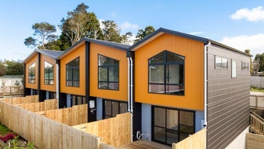 7/7 Beverly Place, New Lynn, Auckland - Carousel 1