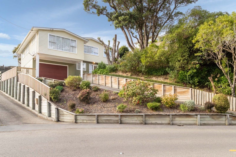 14 Akatea Road, Korokoro, Lower Hutt - Carousel 2