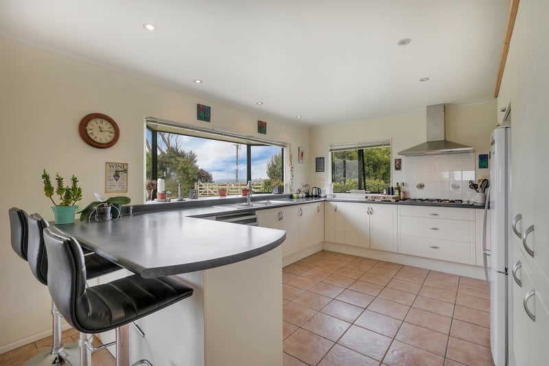 Property Valuation for 125 Alf Access Road, Helensville, Helensville Trade Me Property Trade