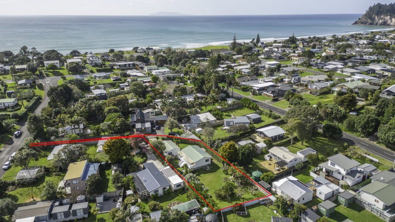 11 Marlin Place, Whiritoa, Waihi - Carousel 1