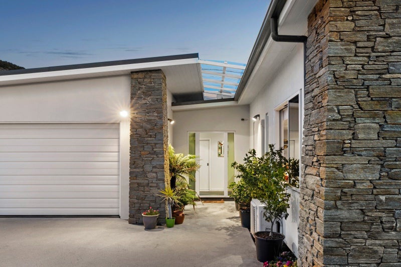 83 Rob Roy Lane, Wanaka - Carousel 17