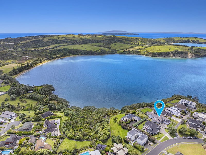 27 Clansman Terrace, Gulf Harbour, Whangaparaoa - Carousel 1