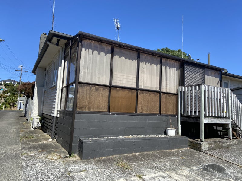 24 Livingstone Avenue, Nawton, Hamilton - Carousel 2