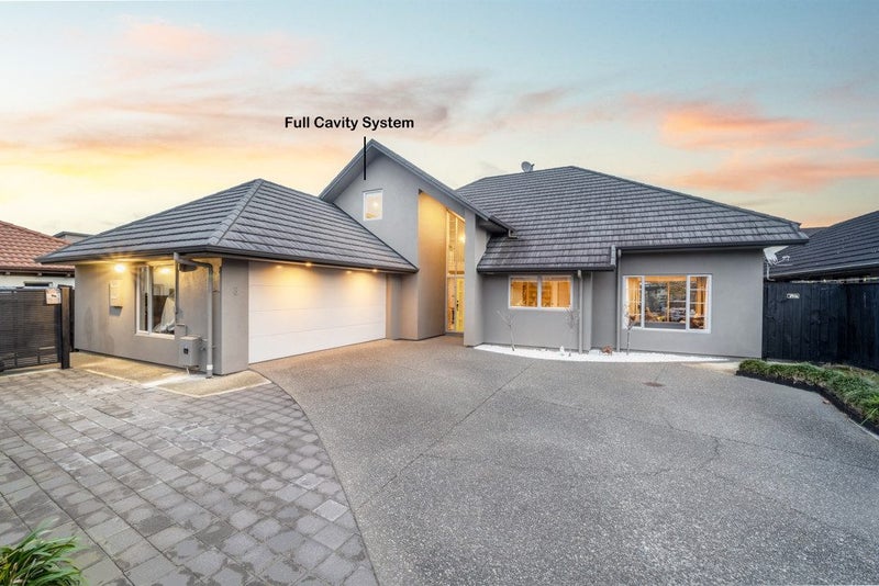 8 Deerfield Place, Flat Bush, Auckland - Carousel 1