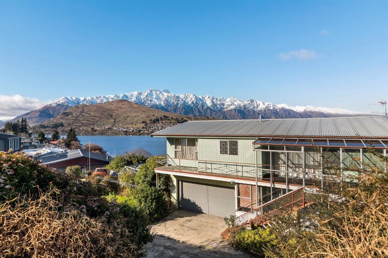 129 Frankton Road, Queenstown, Queenstown - Carousel 1
