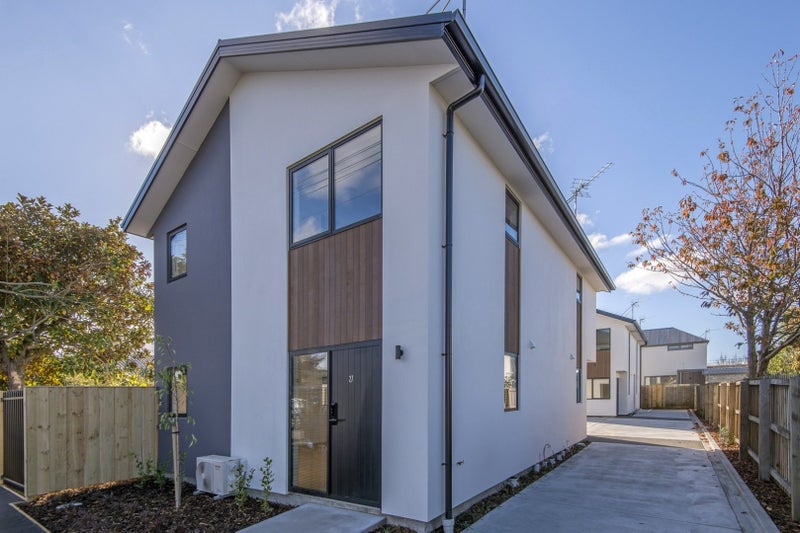 27 Gibbon Street, Sydenham, Christchurch - Carousel 2