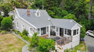 162 Rue Jolie, Akaroa, Akaroa - Carousel 1