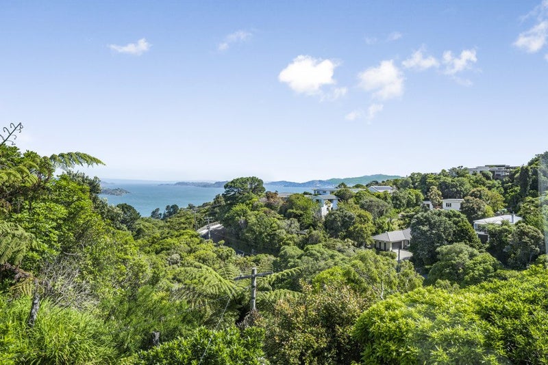 36 Akatea Road, Korokoro, Lower Hutt - Carousel 25