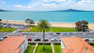 105 Tamaki Drive, Mission Bay, Auckland - Carousel 1