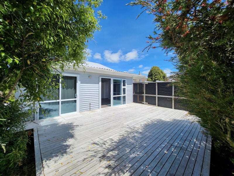 15 Queen Street, Winton, Winton - Carousel 1