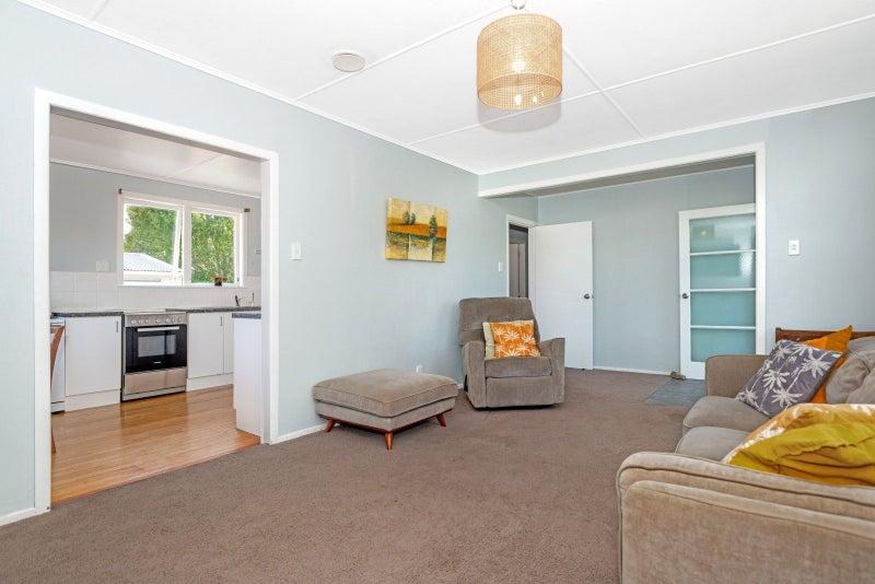 20 Leon Street, Riverdale, Gisborne - Carousel 2