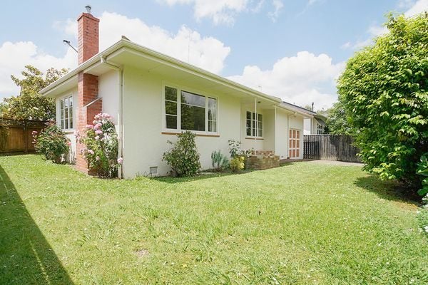 43 Batt Street, West End, Palmerston North - Carousel 8