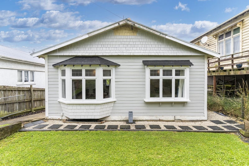 13 Burnett Street, Calton Hill, Dunedin - Carousel 2