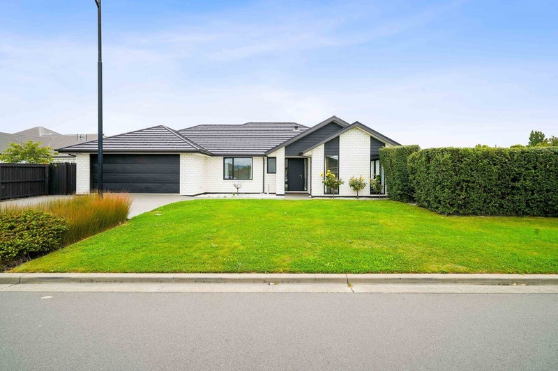 2 Blunden Road, Lincoln, Lincoln - Carousel 1