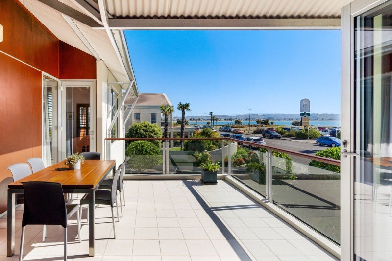 67 Nelson Quay, Ahuriri, Napier - Carousel 1