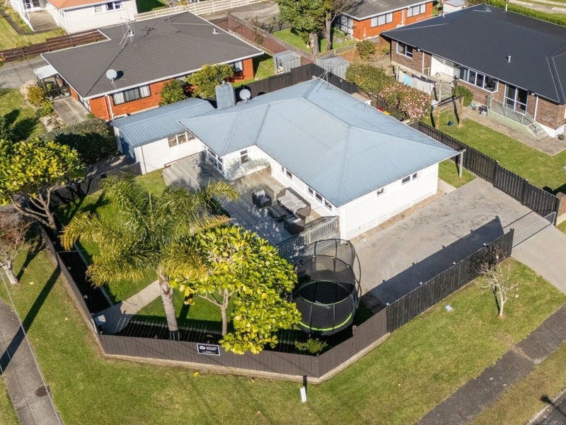168 Bellevue Road, Bellevue, Tauranga - Carousel 2