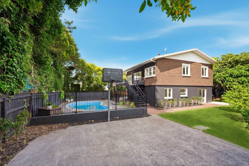 43 Mead Street, Avondale, Auckland - Carousel 1