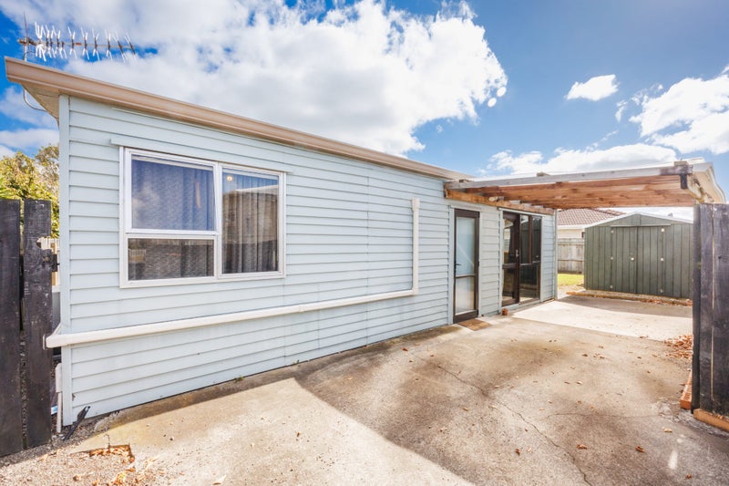 16A Fairs Road, Milson, Palmerston North - Carousel 1