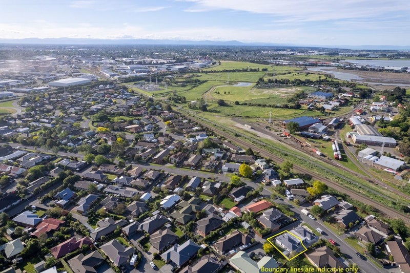2/61 Laing Crescent, Heathcote Valley, Christchurch - Carousel 22