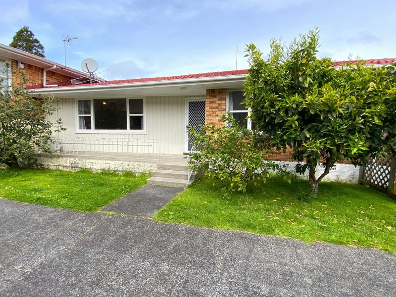 2/640 Manukau Road, Epsom, Auckland - Carousel 1