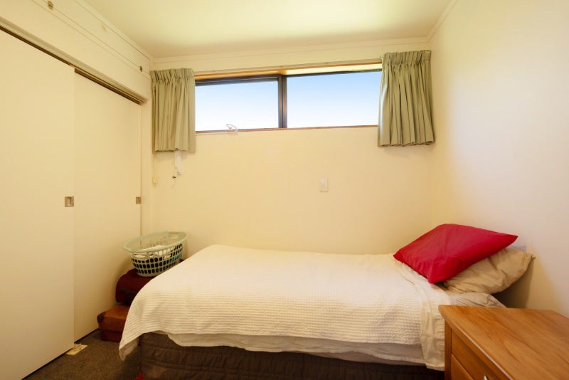 15 Catley Road, Otaki - Carousel 34