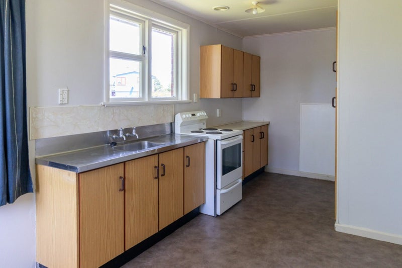 65 Lithgow Street, Glengarry, Invercargill - Carousel 2