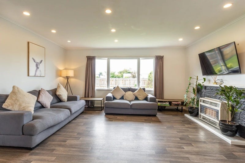 303 Lumsden Road, Akina, Hastings, Hawke's Bay - Carousel 2