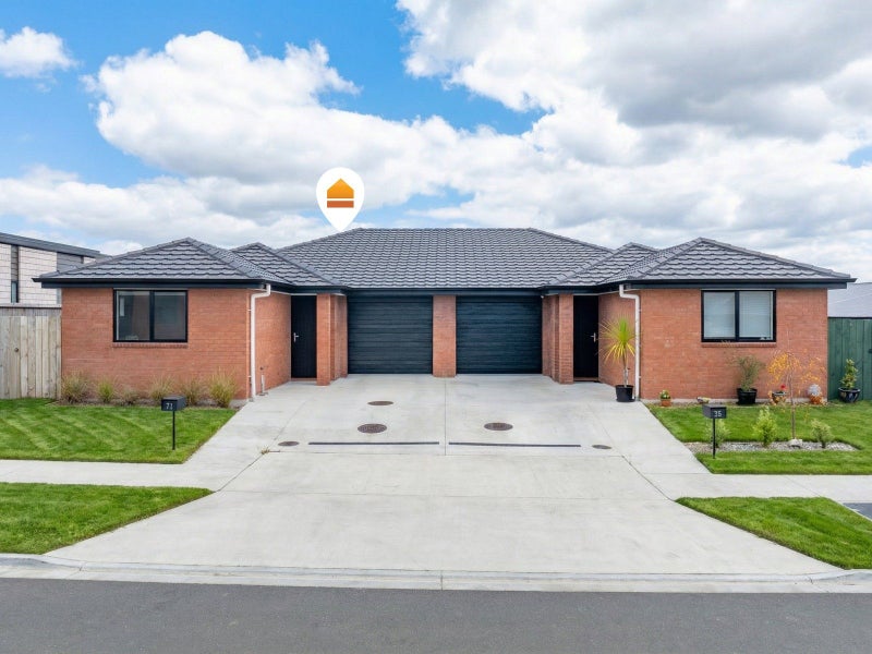 31 Waruhia Crescent, Rototuna North, Hamilton - Carousel 1