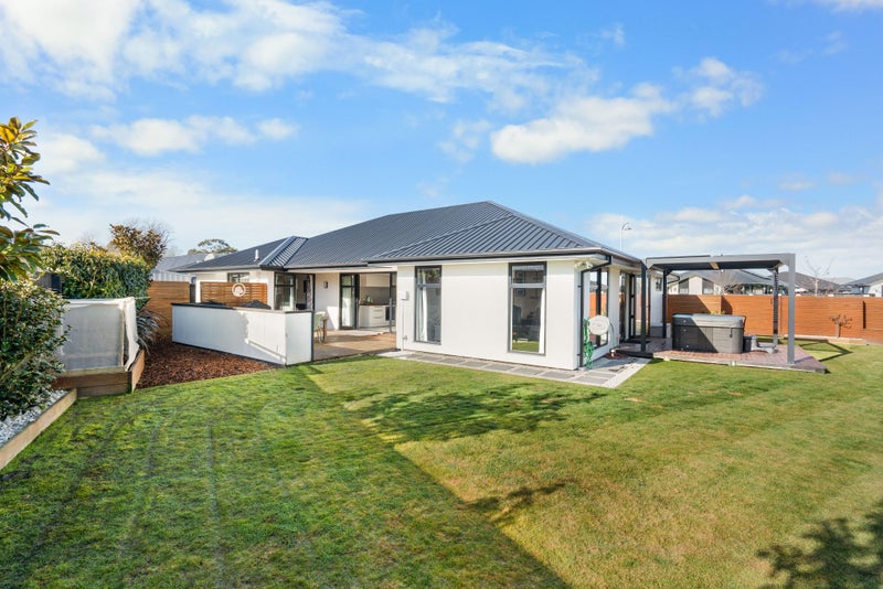 132 Sutherland Drive, Kaiapoi, Kaiapoi - Carousel 1