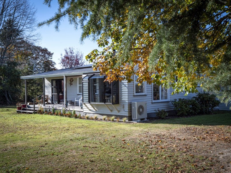 36 Church Street, Woodbury - Carousel 1