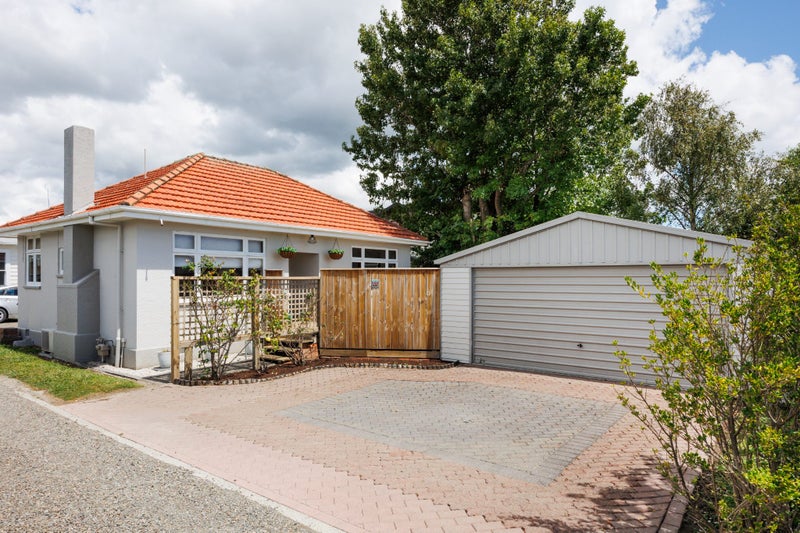 996 Tremaine Avenue, Roslyn, Palmerston North - Carousel 1