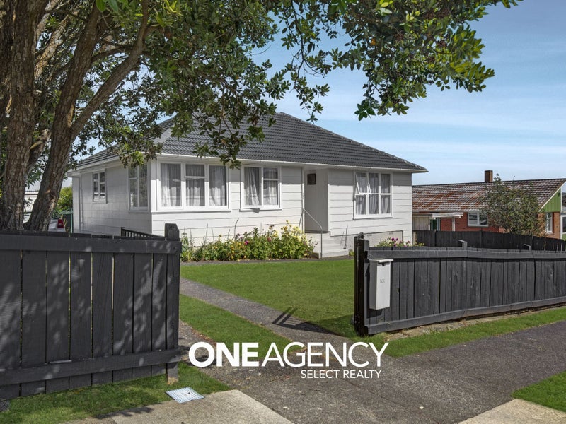 101 Waihora Crescent, Waitangirua, Porirua - Carousel 1