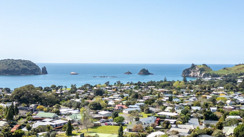 8 Patricia Place, HAHEI, WHITIANGA - Carousel 40