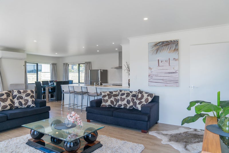 4 Fred Harsant Drive, Cooks Beach, Whitianga - Carousel 2