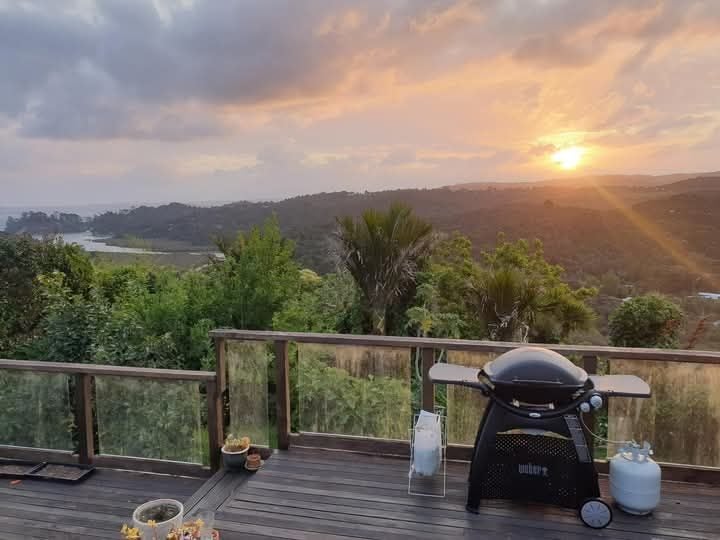 30 Grendon Road, Titirangi, Auckland - Carousel 17