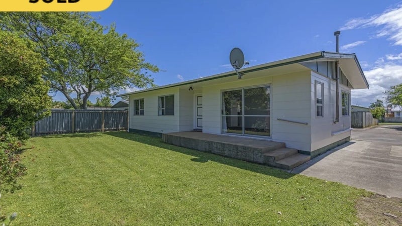 40A Geraldine Crescent, Cloverlea, Palmerston North - Carousel 1